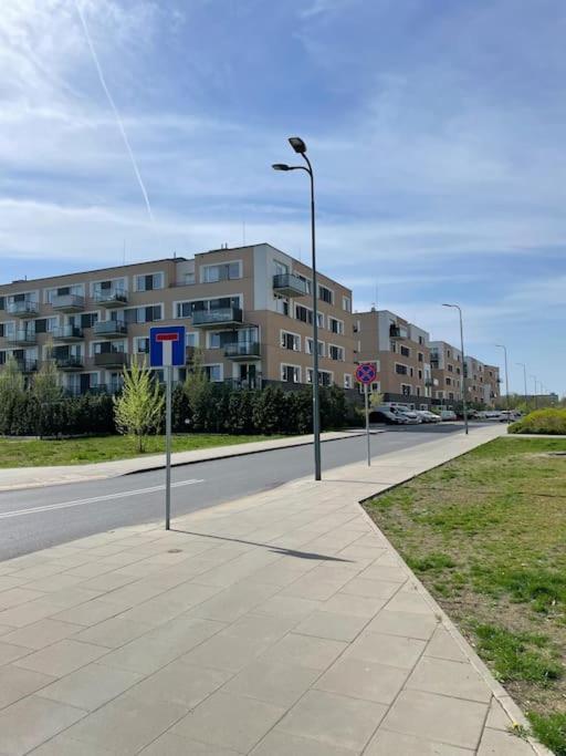 Leilighet Spacious And Cozy In Bialoleki By Almundi Warszawa